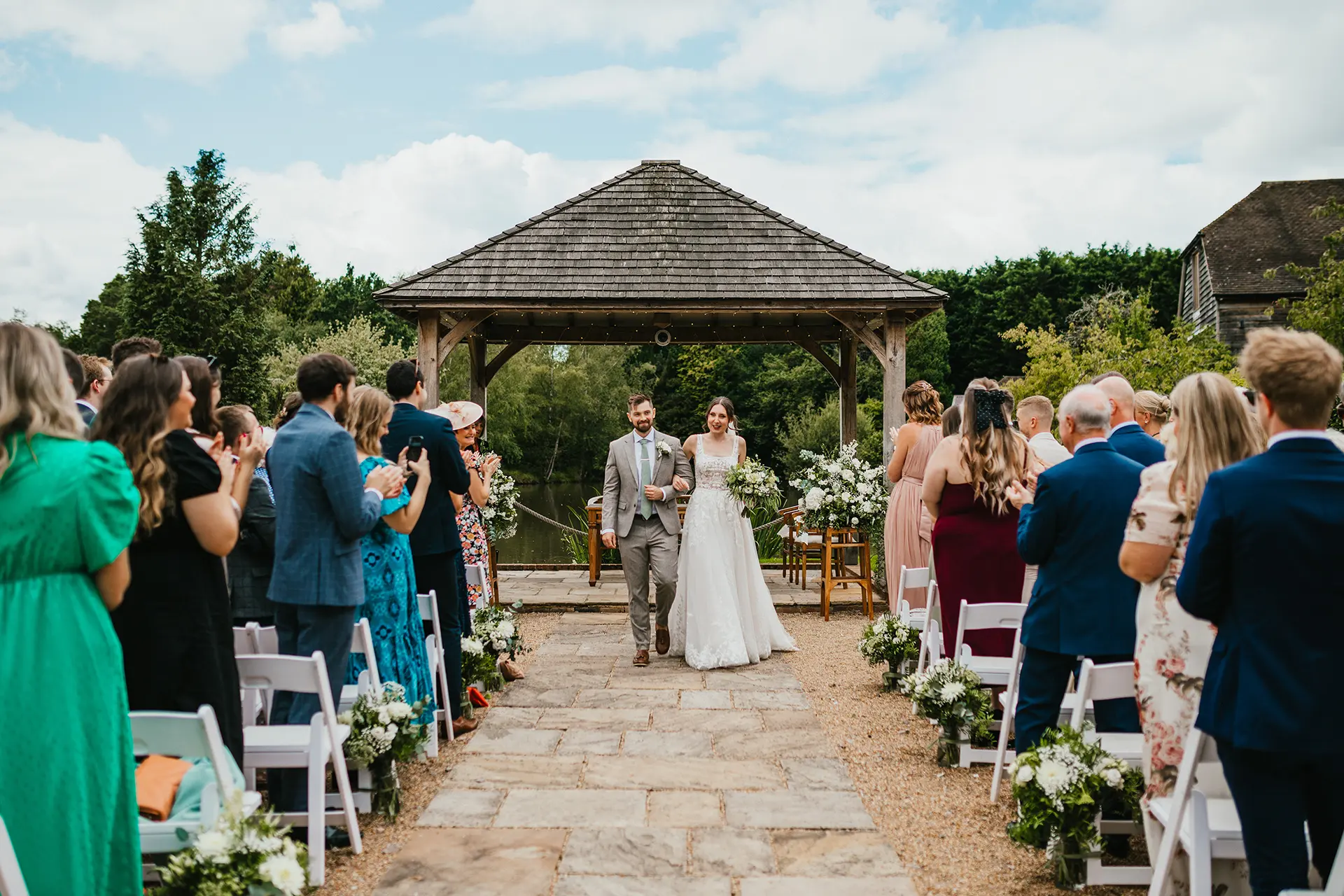 Brookfield Barn wedding day outdoor ceremony