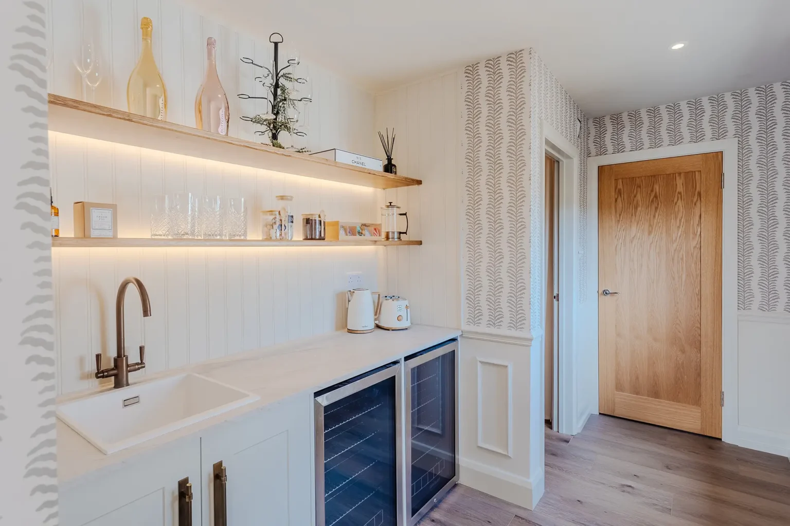 brookfield barn lakeview refreshment room